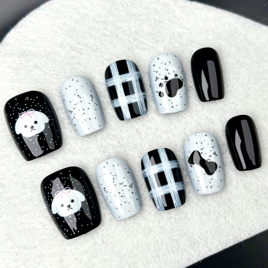 Stylish Themed Press-On Nail Art Set