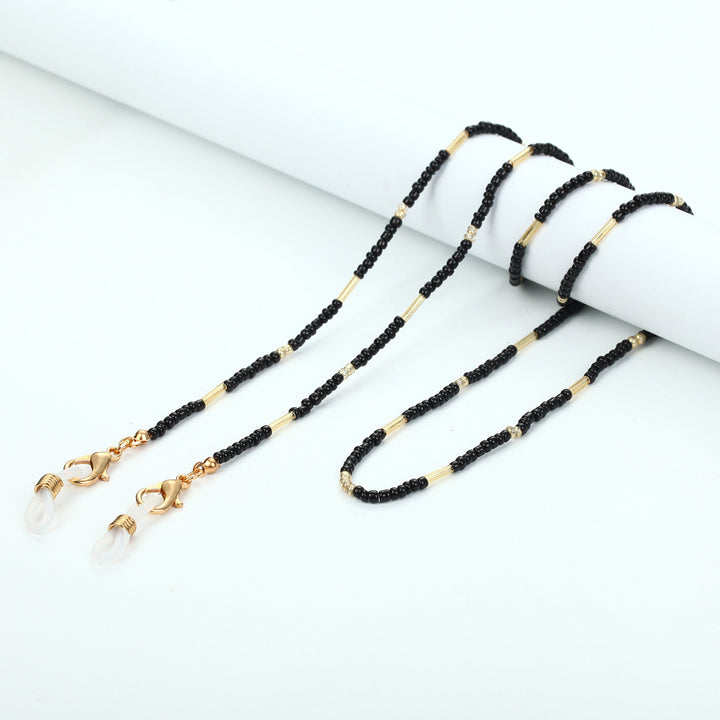 Chains-Necklace Made of Fine Pearls and Golden Accents Stornfield
