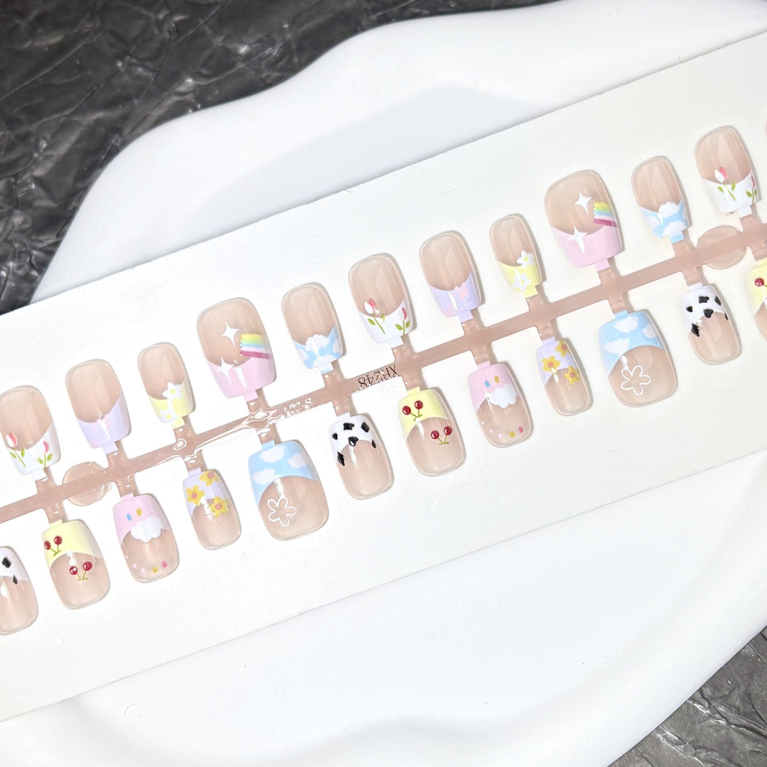 Artistic Themed Press-On Nail Set 1790745800