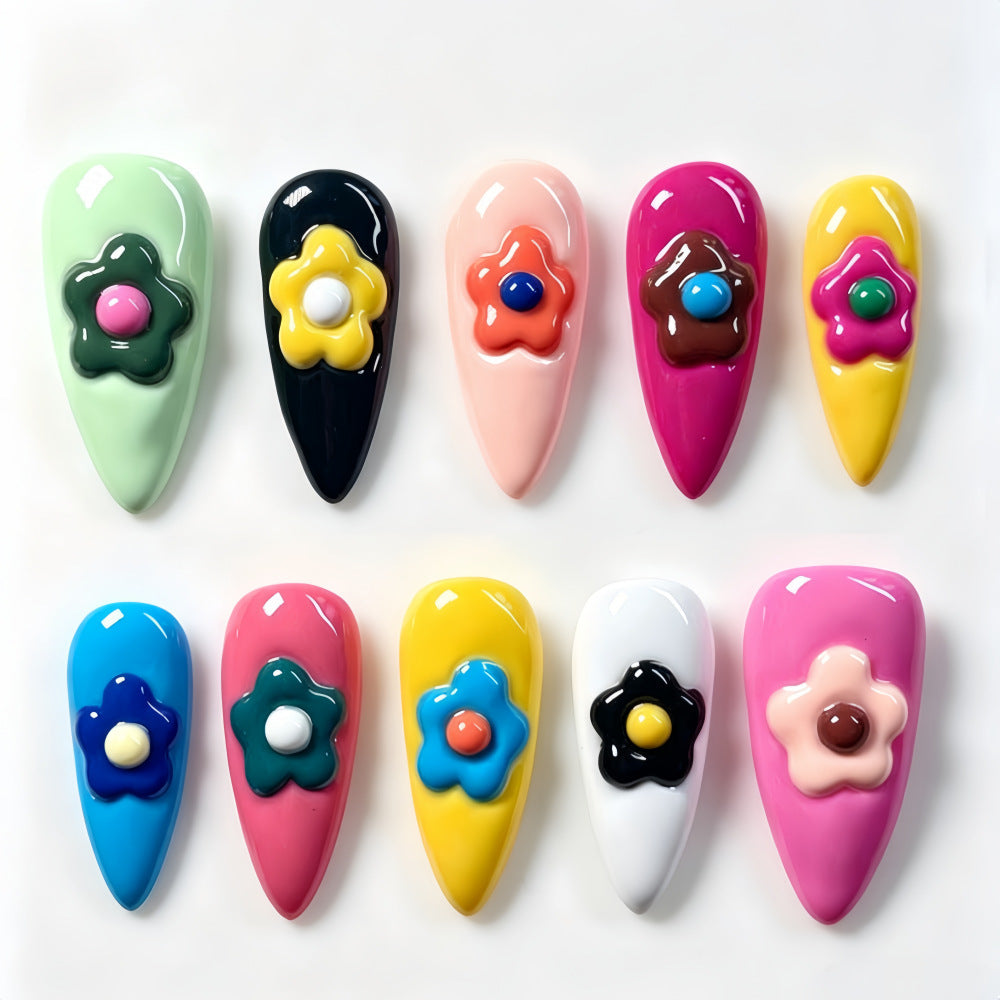 Creative Nail Art Set with Floral 3D Applications Stornfield