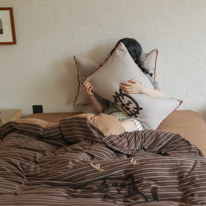 Striped Reversible Cotton Sateen Duvet Cover Set with Paw-Print Accent & Pillow Shams