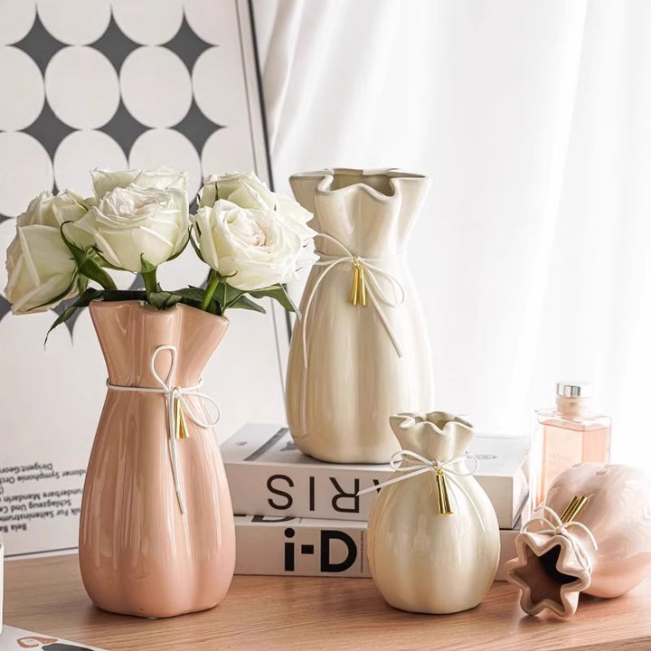 Elegant ceramic vase with delicate ruffled edge Stornfield