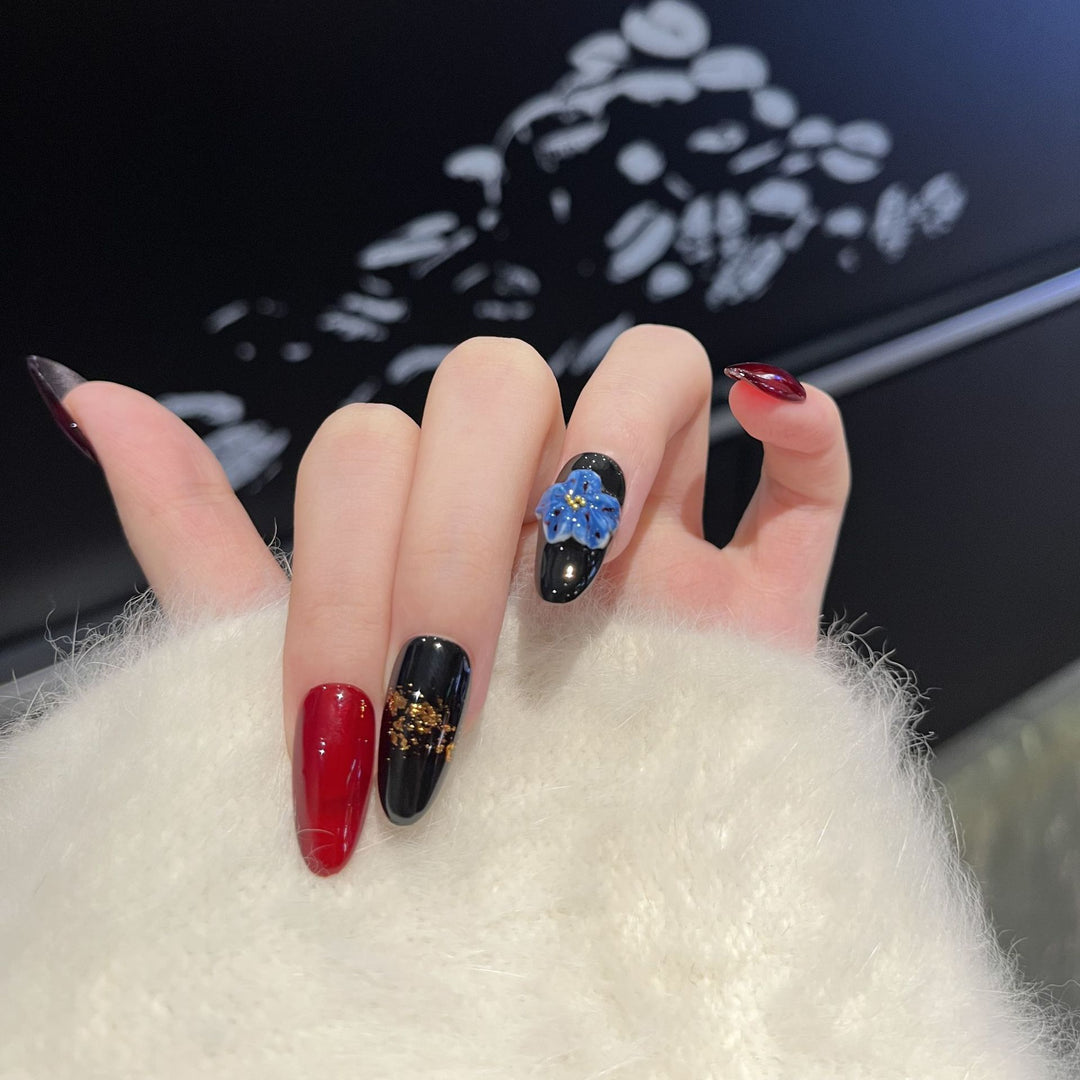 Artistic Floral Accent Press-On Nail Set Stornfield