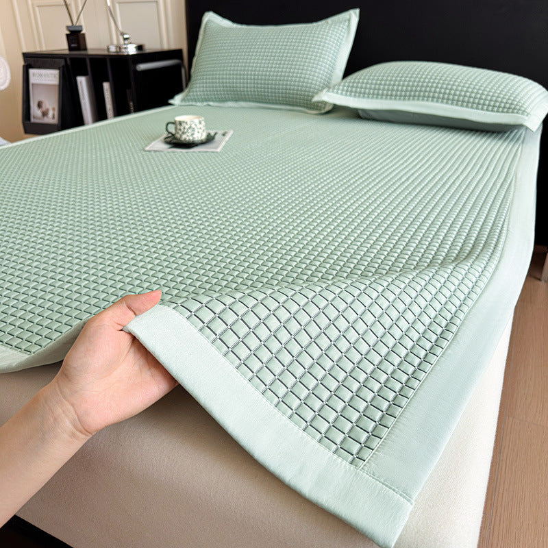 Waterproof mattress protector fitted sheet with breathable PU coating and extra deep pocket