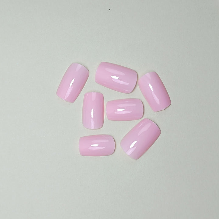 Premium Press-On Nail Set Stornfield