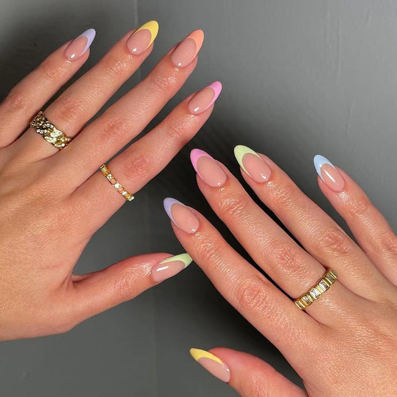 Artful nail extensions with elegant gradient and shine Stornfield