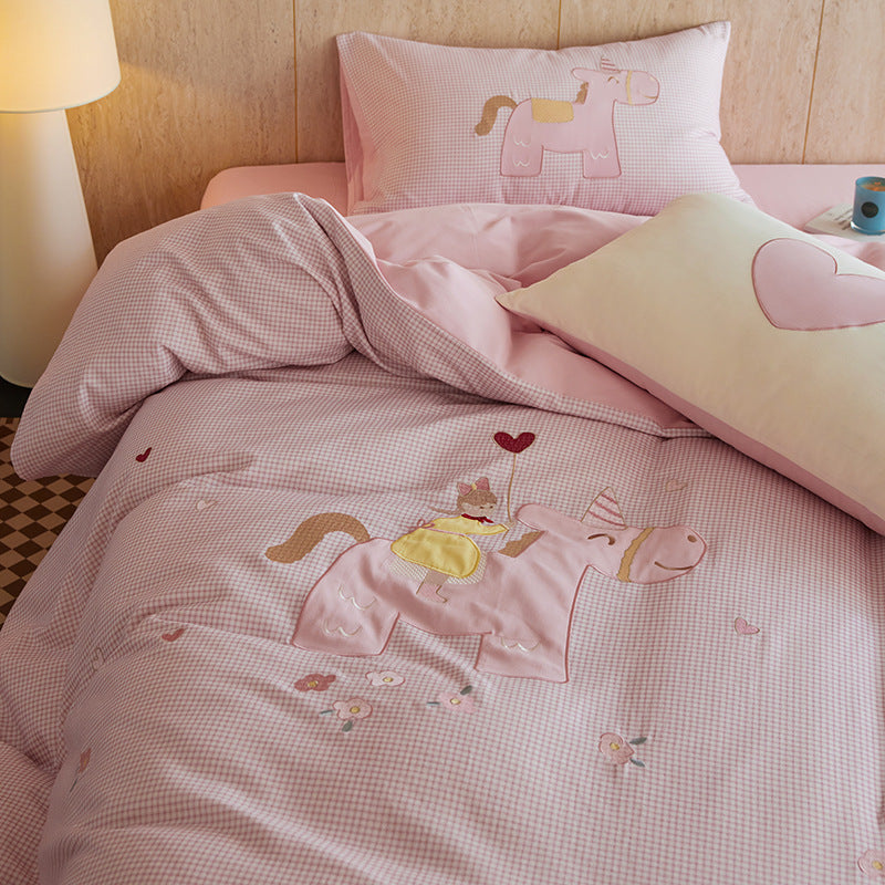 Embroidered Dog-Themed Bedding Set