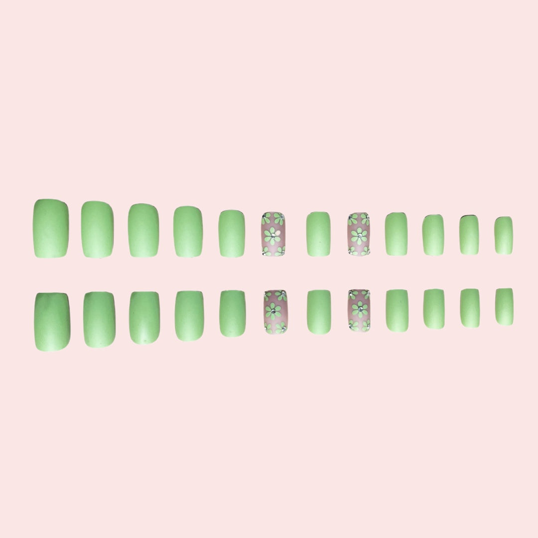 Floral Design Press-On Nails Stornfield