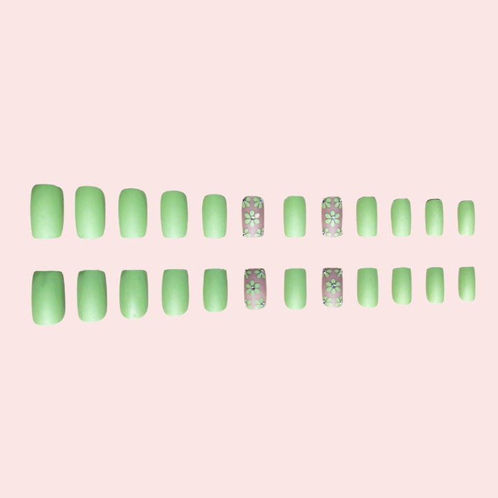 Floral Design Press-On Nails Stornfield