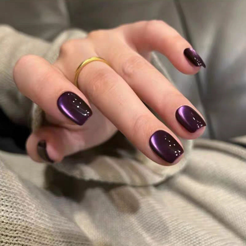 Artificial nails with elegant gradient and shimmering shine Stornfield