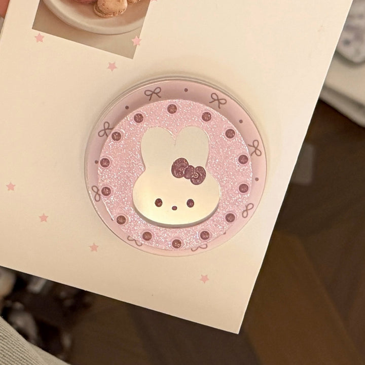 Playful cosmetics case in hare design Stornfield