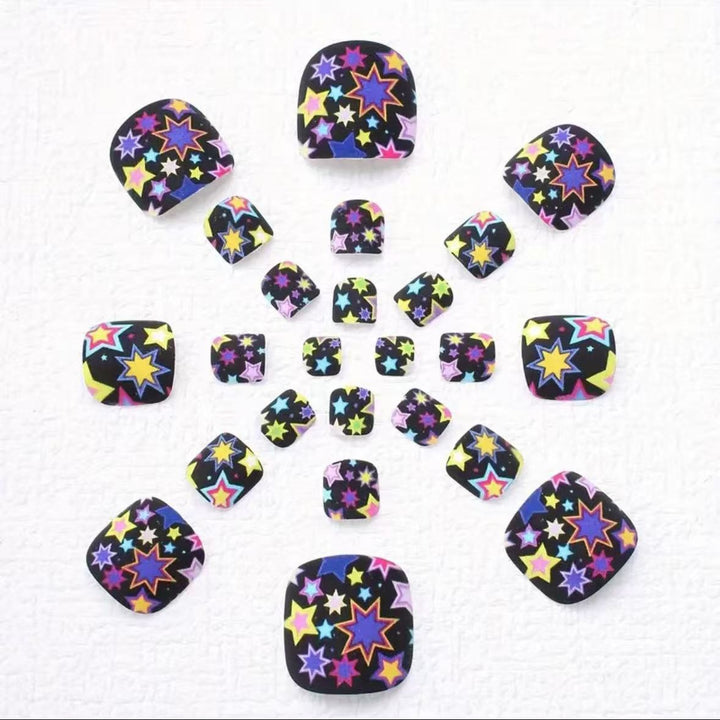 Nail art set with colorful star pattern Stornfield
