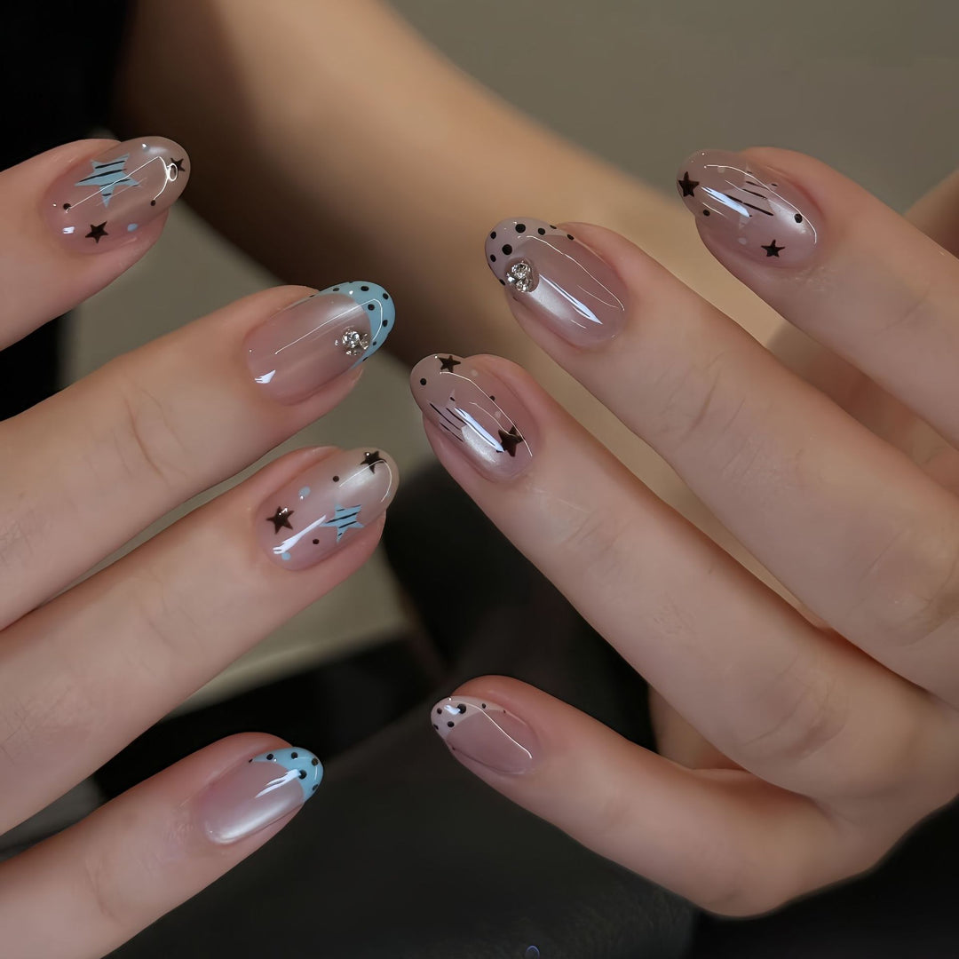 Artificial nails with Sparkling Star Theme Stornfield