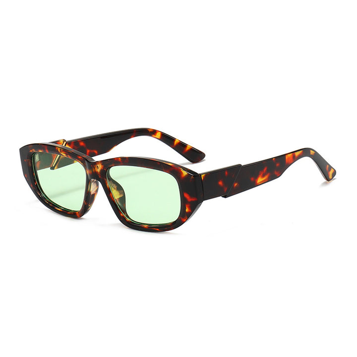 Retro-Inspired Angular Sunglasses Stornfield