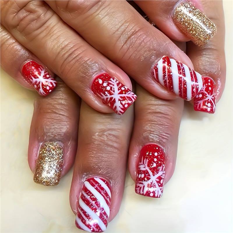 Festive Themed Press-On Nail Art Set Stornfield