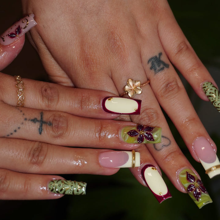 Floral Design Press-On Nails