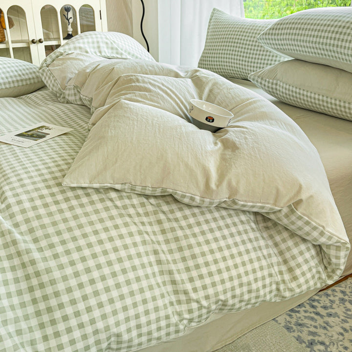 Cozy Checkered Duvet Cover Set