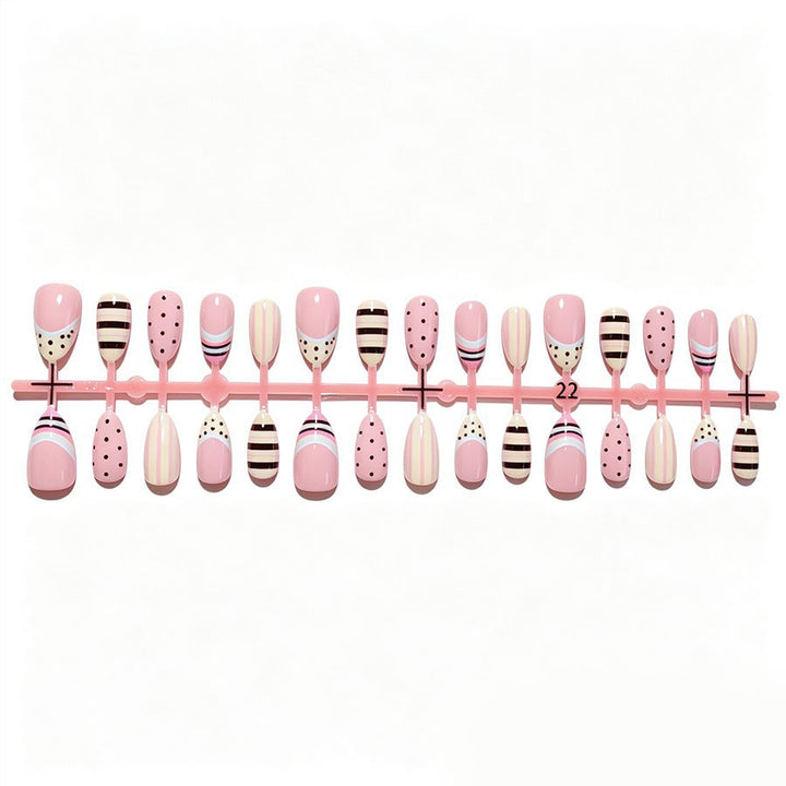 Artificial nails with modern patterns Stornfield
