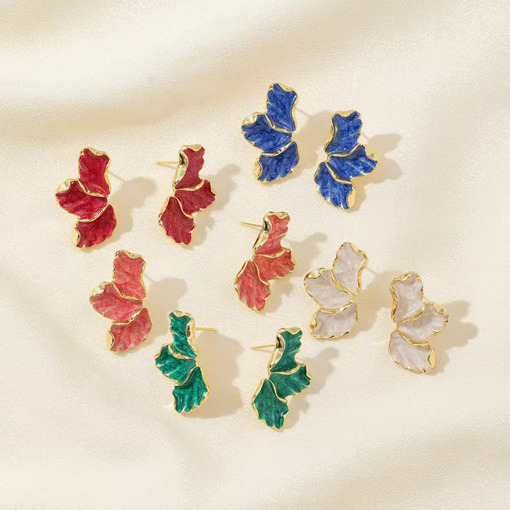 Fashionable earrings with feminine leaf design Stornfield