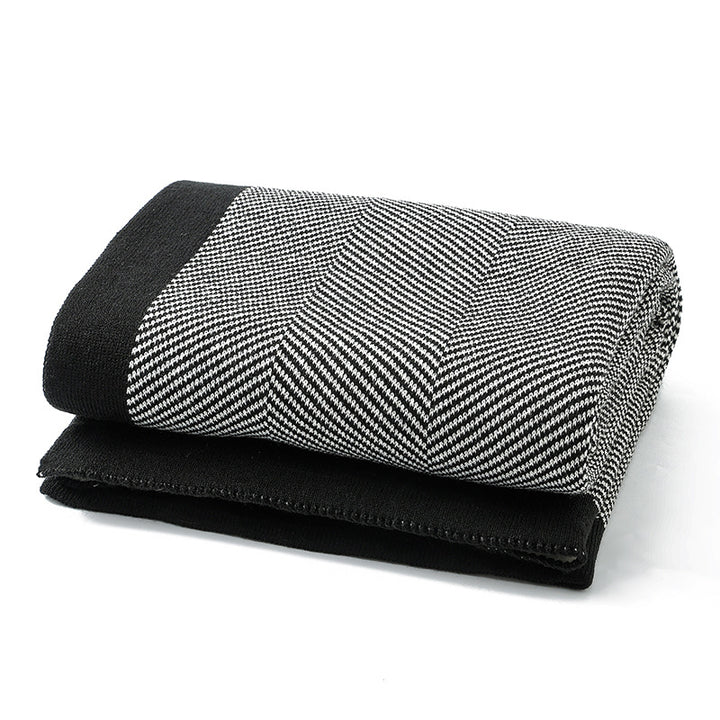 Women's Elegant Snuggle Blanket made of Soft Knit with Geometric Pattern Stornfield