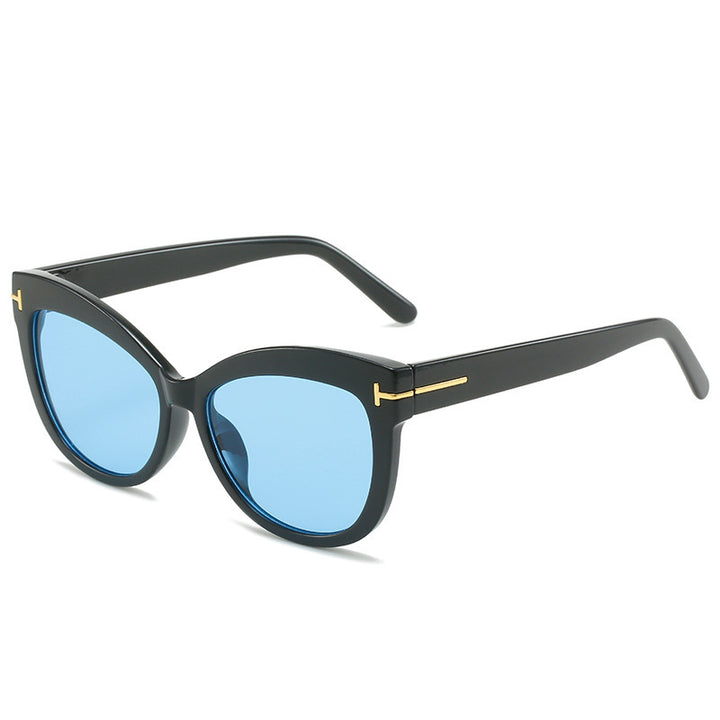 Chic Oversized Cat-Eye Sunglasses Stornfield