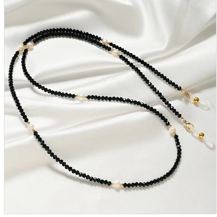 Elegant Beaded Eyewear Chain Stornfield