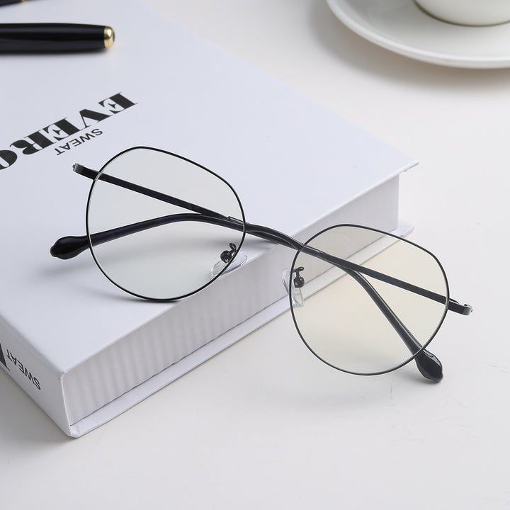 Women's fashionable glasses in elegant, minimalist design Stornfield