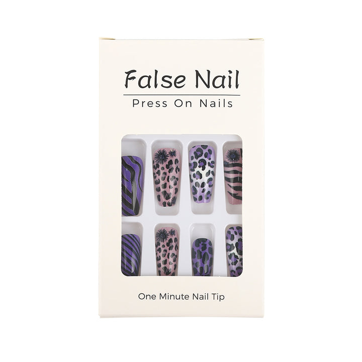 Creative leopard and stripe design artificial nails Stornfield
