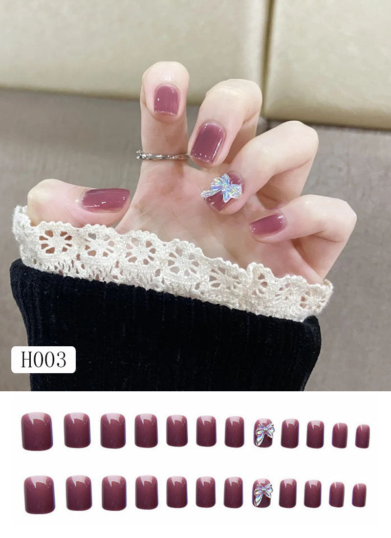 Artificial nail tips with bow design Stornfield