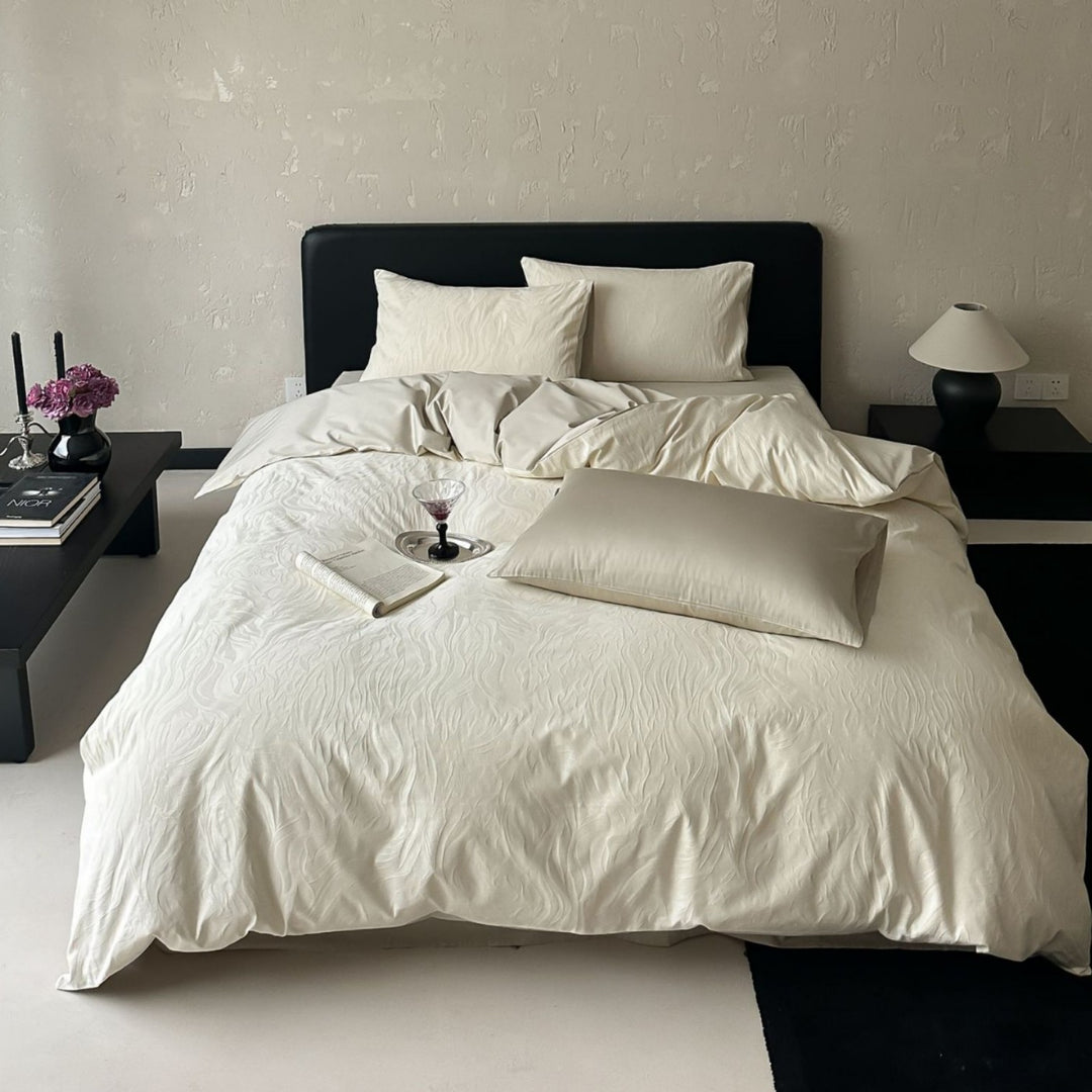 Luxury cotton satin bedding set with embossed wave texture and concealed hotel closure