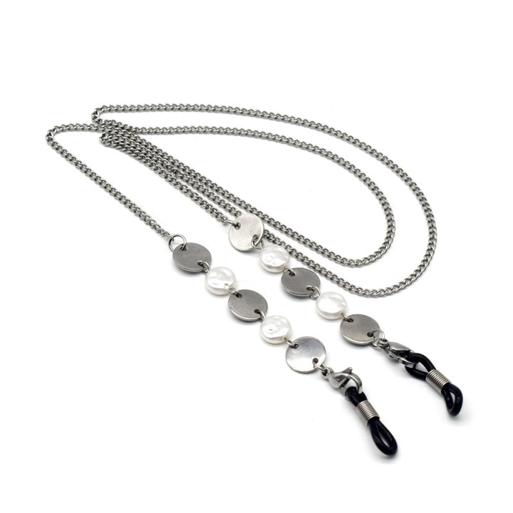 Elegant Metallic Chain Eyewear Holder Stornfield