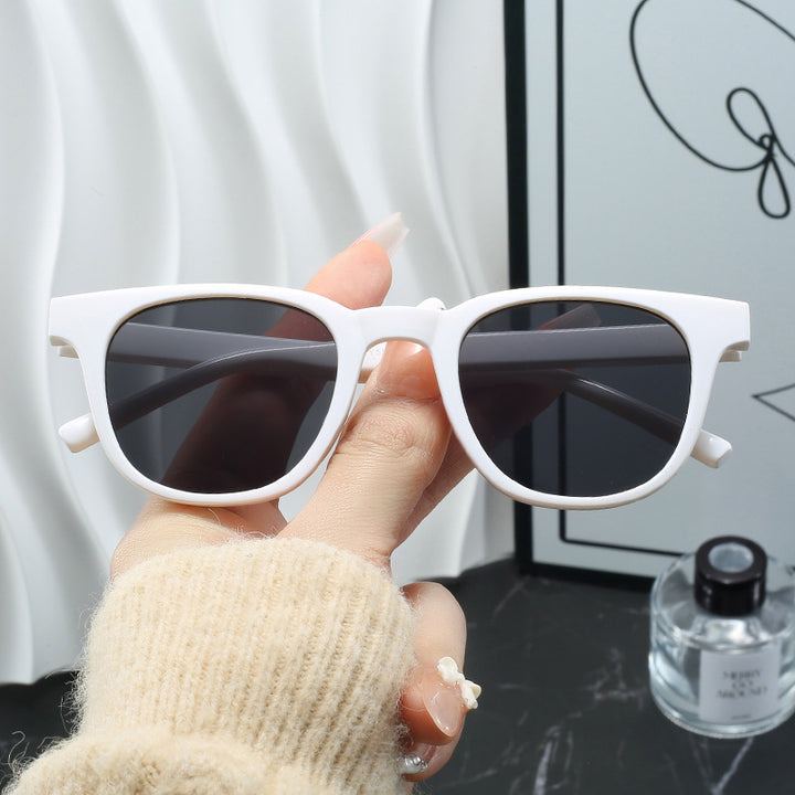Women's fashionable cat-eye sunglasses with high-quality plastic frame Stornfield