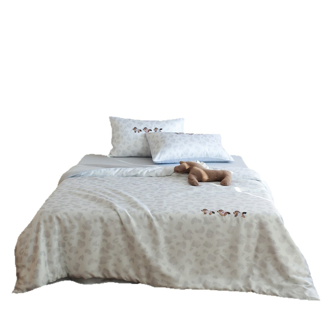 Embroidered Animal-Motif Reversible Cotton Duvet Cover Set with Breathable Sateen Finish