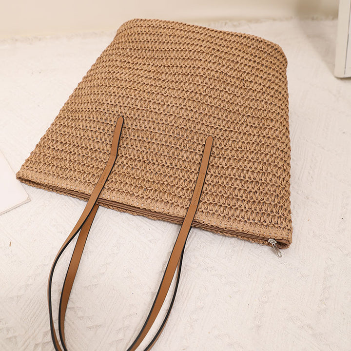 Braided shopping bag with elegant leather handles Stornfield
