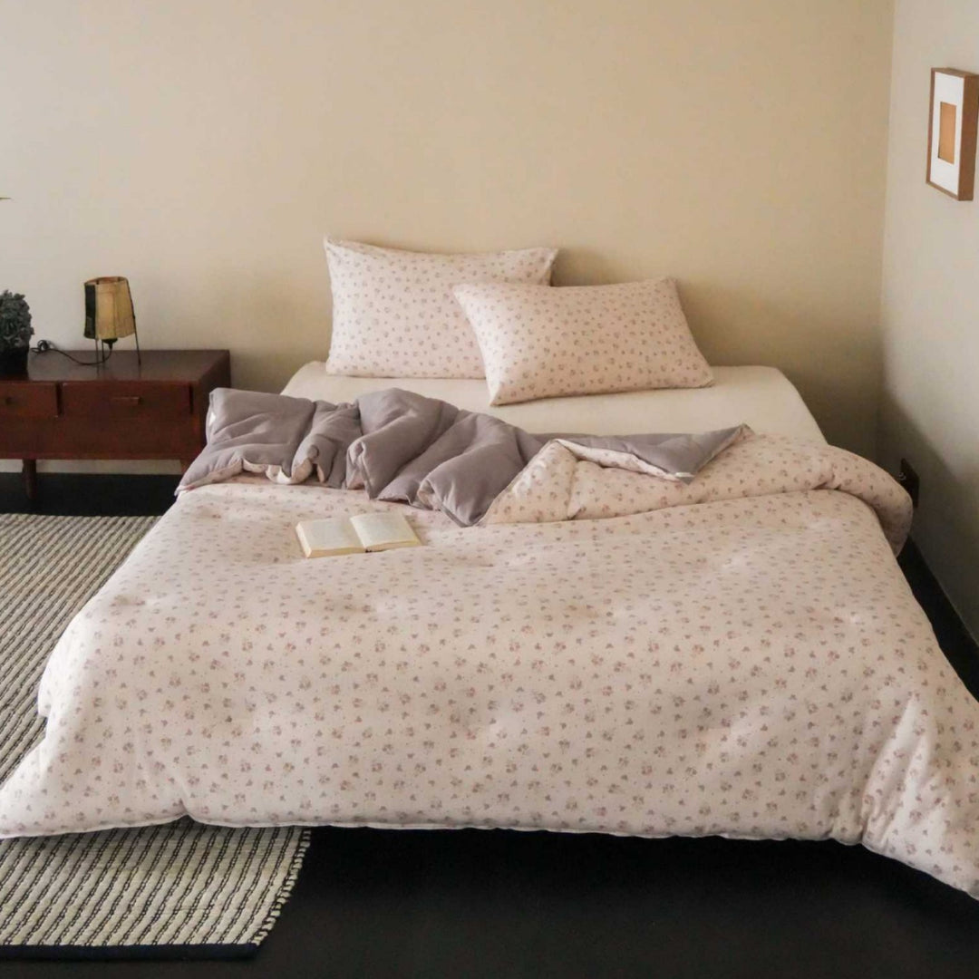 Floral Printed Cotton Duvet Cover Bedding Set with Reversible Lined Comforter Panel and Envelope Pillowcases
