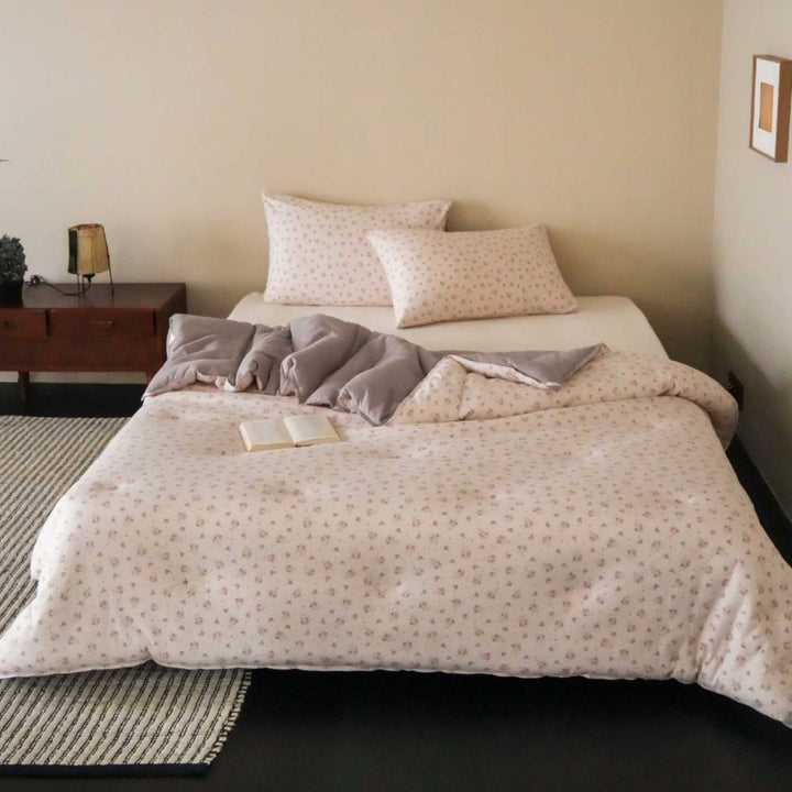 Floral Printed Cotton Duvet Cover Bedding Set with Reversible Lined Comforter Panel and Envelope Pillowcases