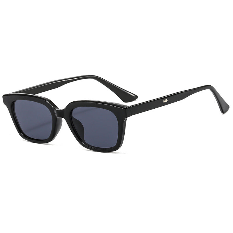 Ladies trendy sunglasses with wide, square frame Stornfield