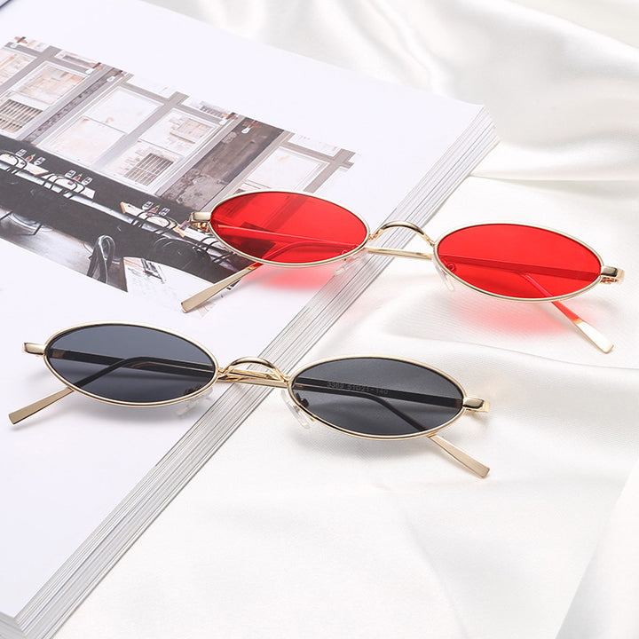 Ladies elegant sunglasses in oval metal frame Stornfield