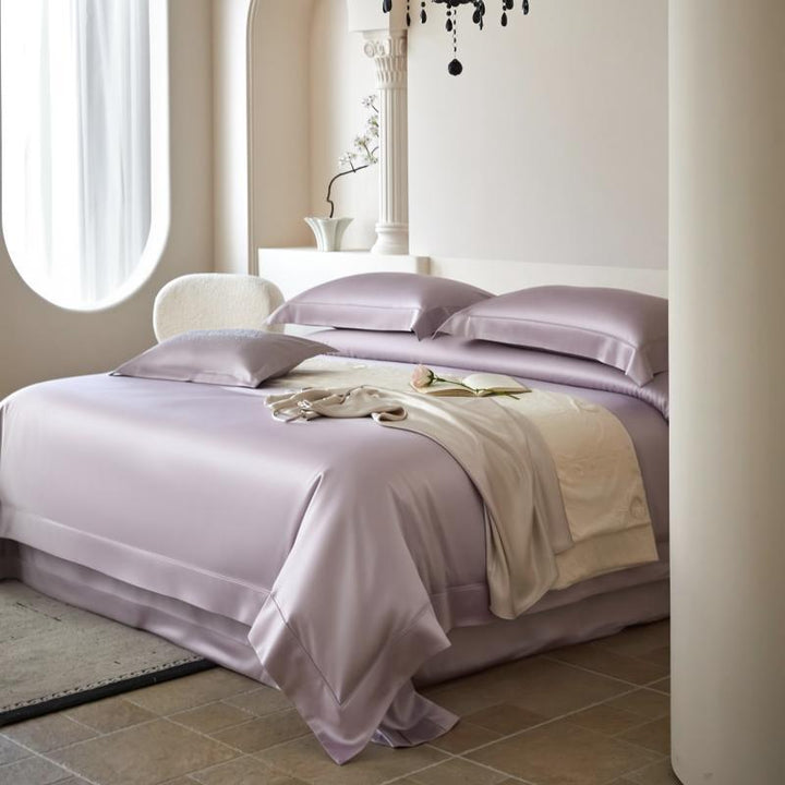 Silky Satin Duvet Ensemble with Hidden Closure and Breathable Microfiber Finish