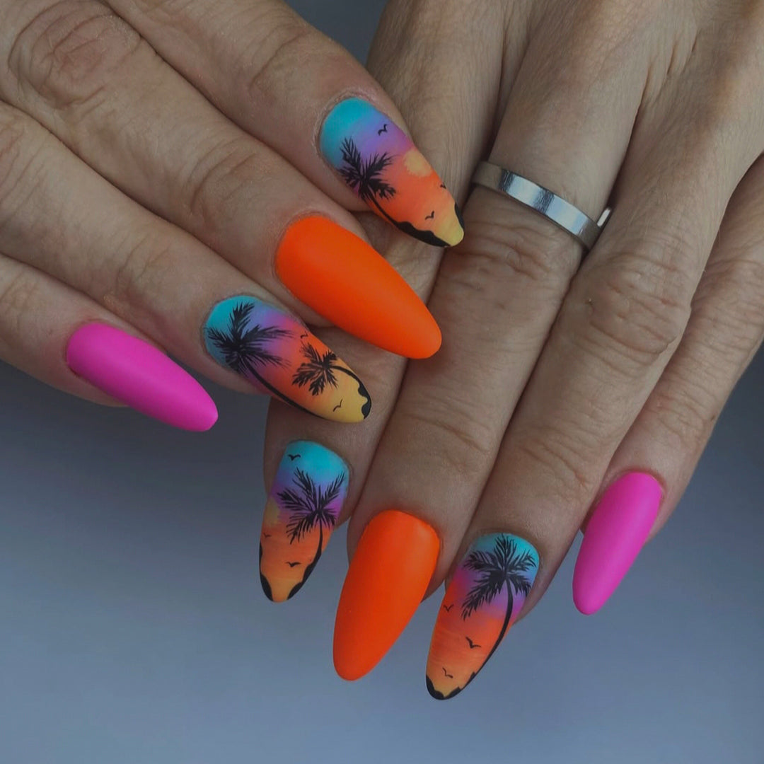Creative Art Nails with Tropical Palm Motif Stornfield