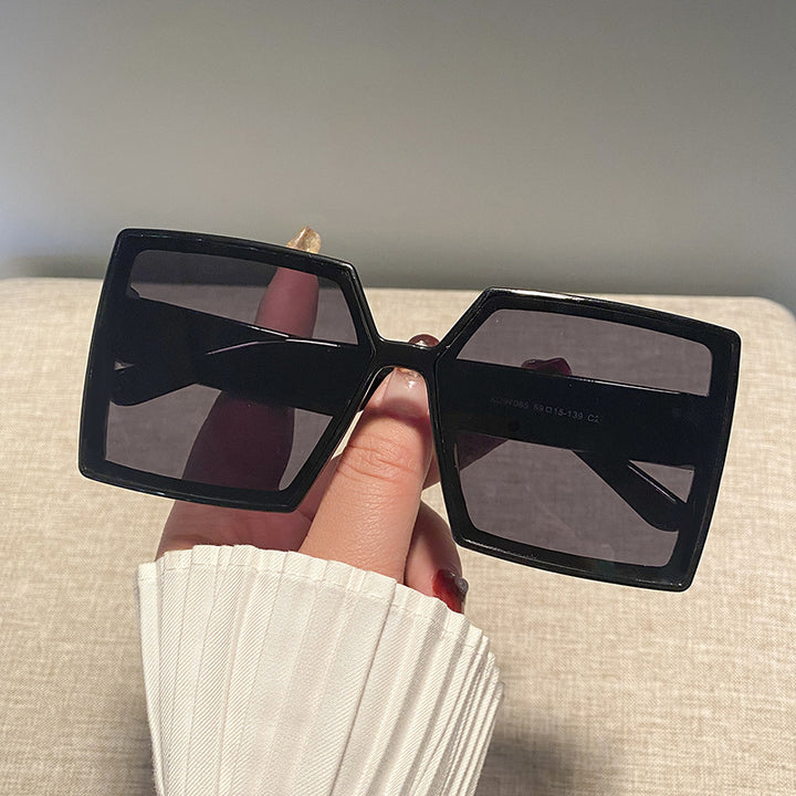 Women's square sunglasses with a sturdy frame and stylish design Stornfield