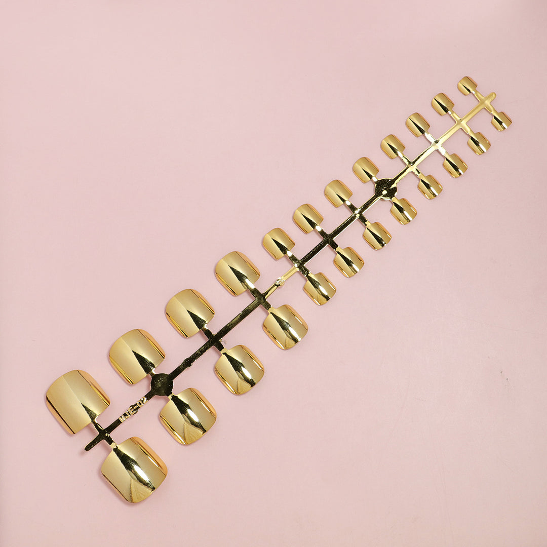 Premium Luxury Metallic Press-On Nail Set Stornfield