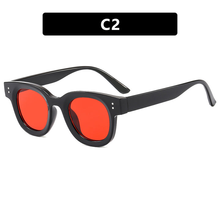 Ladies stylish sunglasses with distinctive design and polarized lenses Stornfield