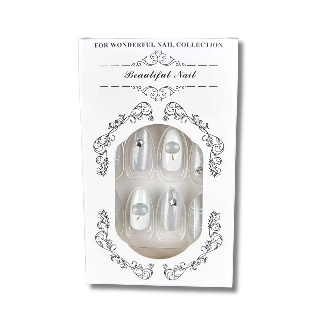 Elegant Nail Art Press-On Set