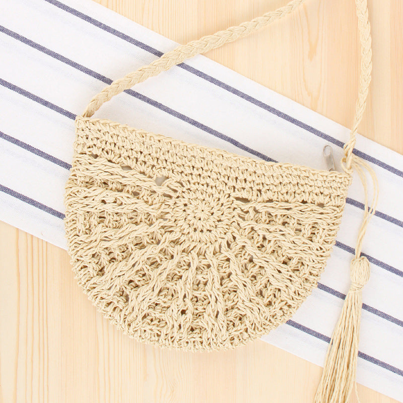 Macrame Crossbody Bag in Crescent Moon Design Stornfield