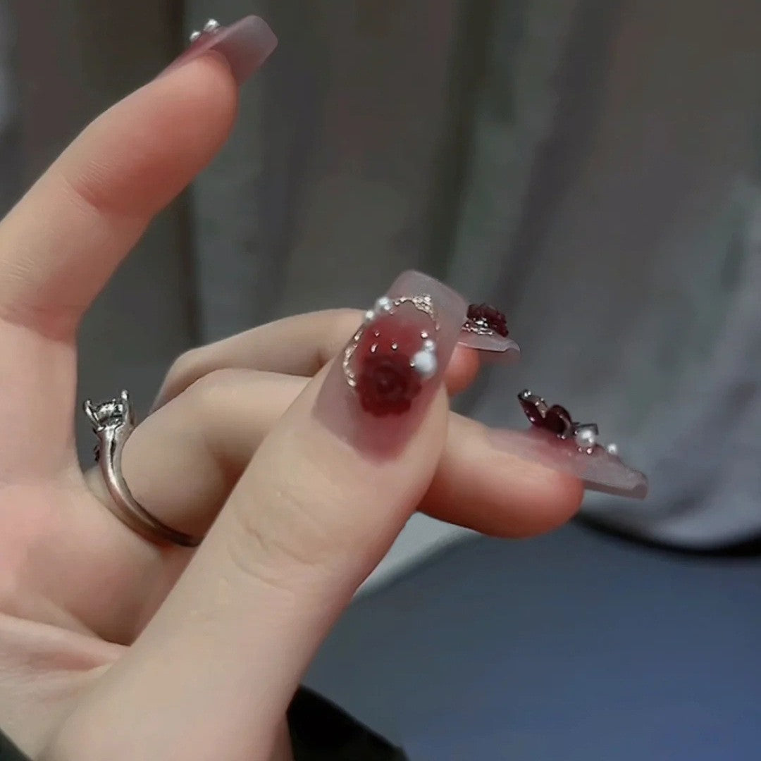 Glittering artificial nails with moon and star motifs Stornfield