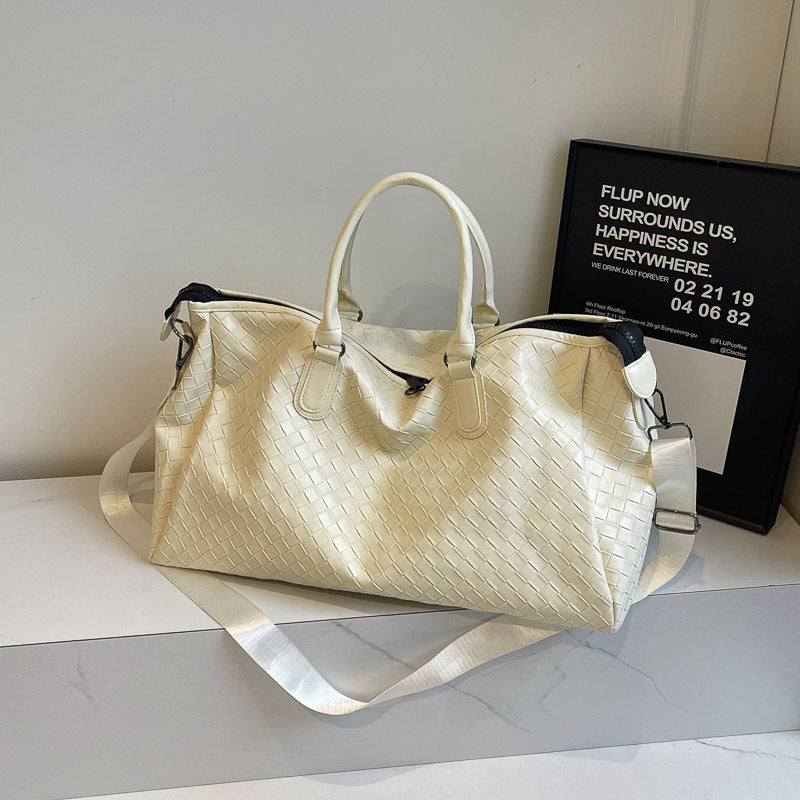 Handcrafted Travel Bag Made of Woven Leather Stornfield