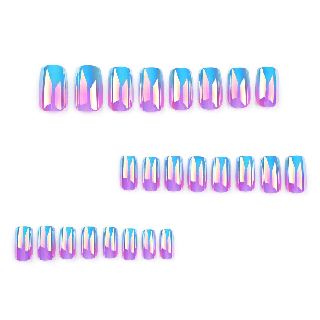 Artificial nail art in holographic design Stornfield