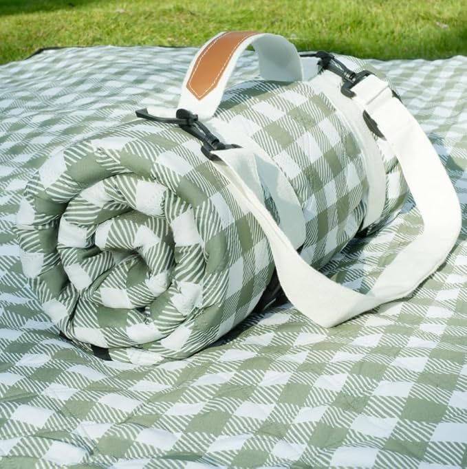 Unisex practical picnic blanket with carrying handle and water-repellent surface Stornfield