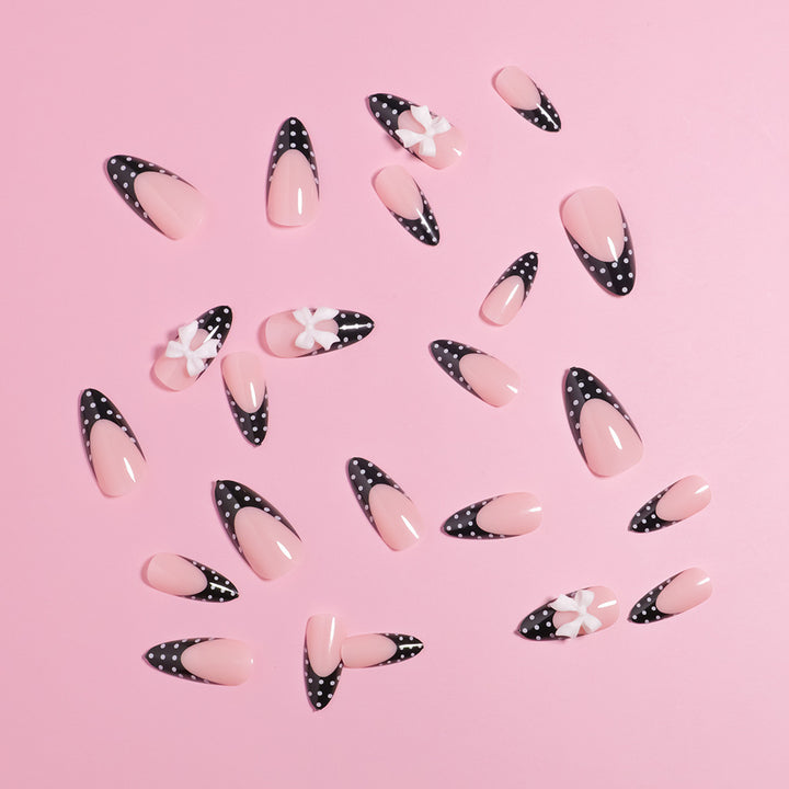 Stylish Polka Dot Press-On Nail Set Stornfield